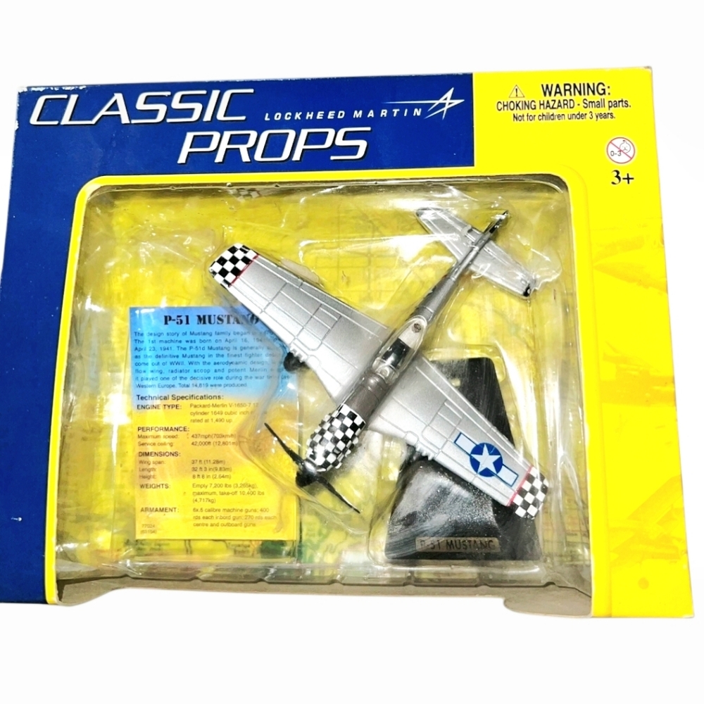NIB *Motor Max 77000 Classic Props "P-51 Mustang" (1941) Die Cast Military Plane